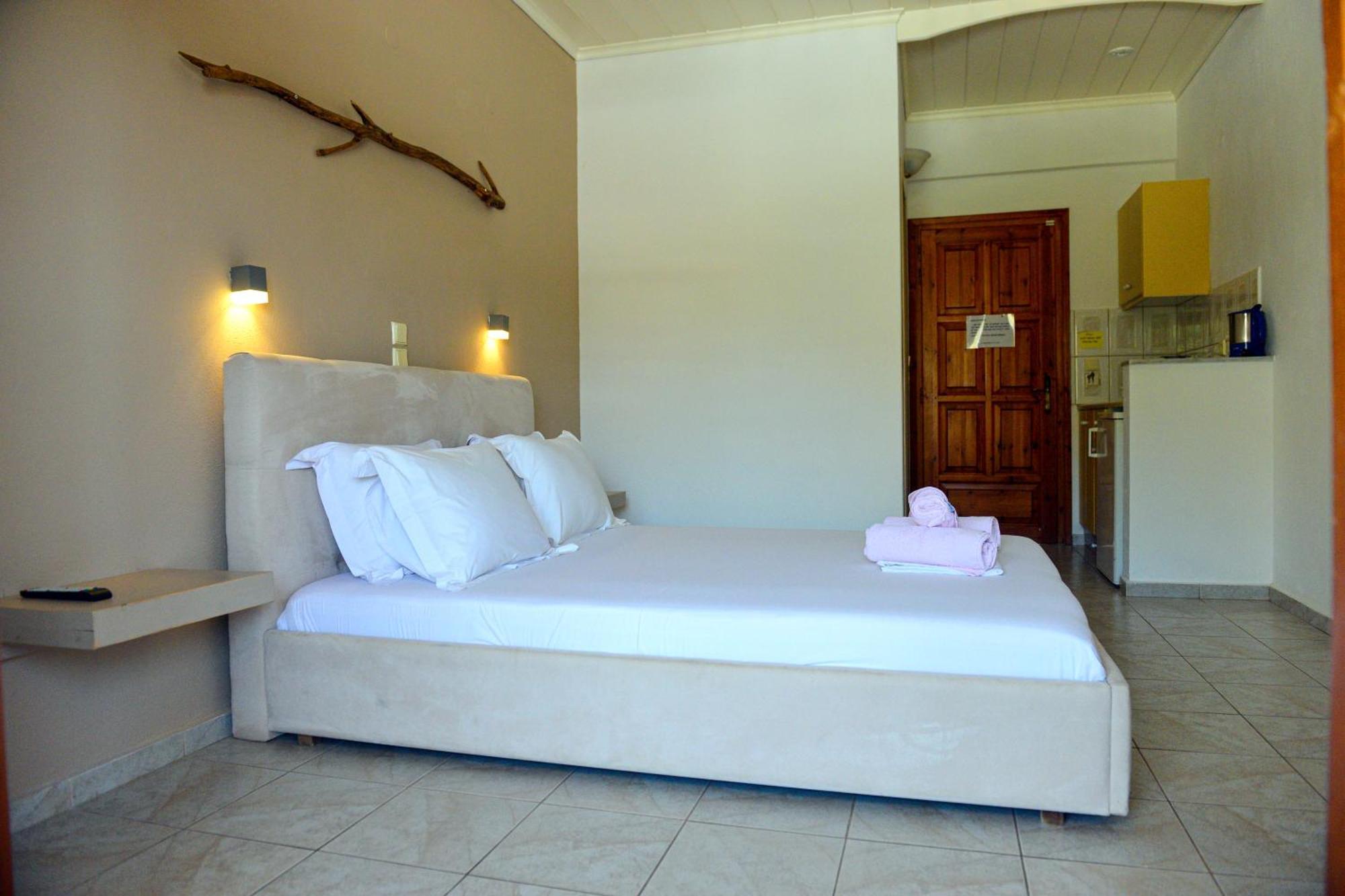 Hotel Marina Kolios Buitenkant foto