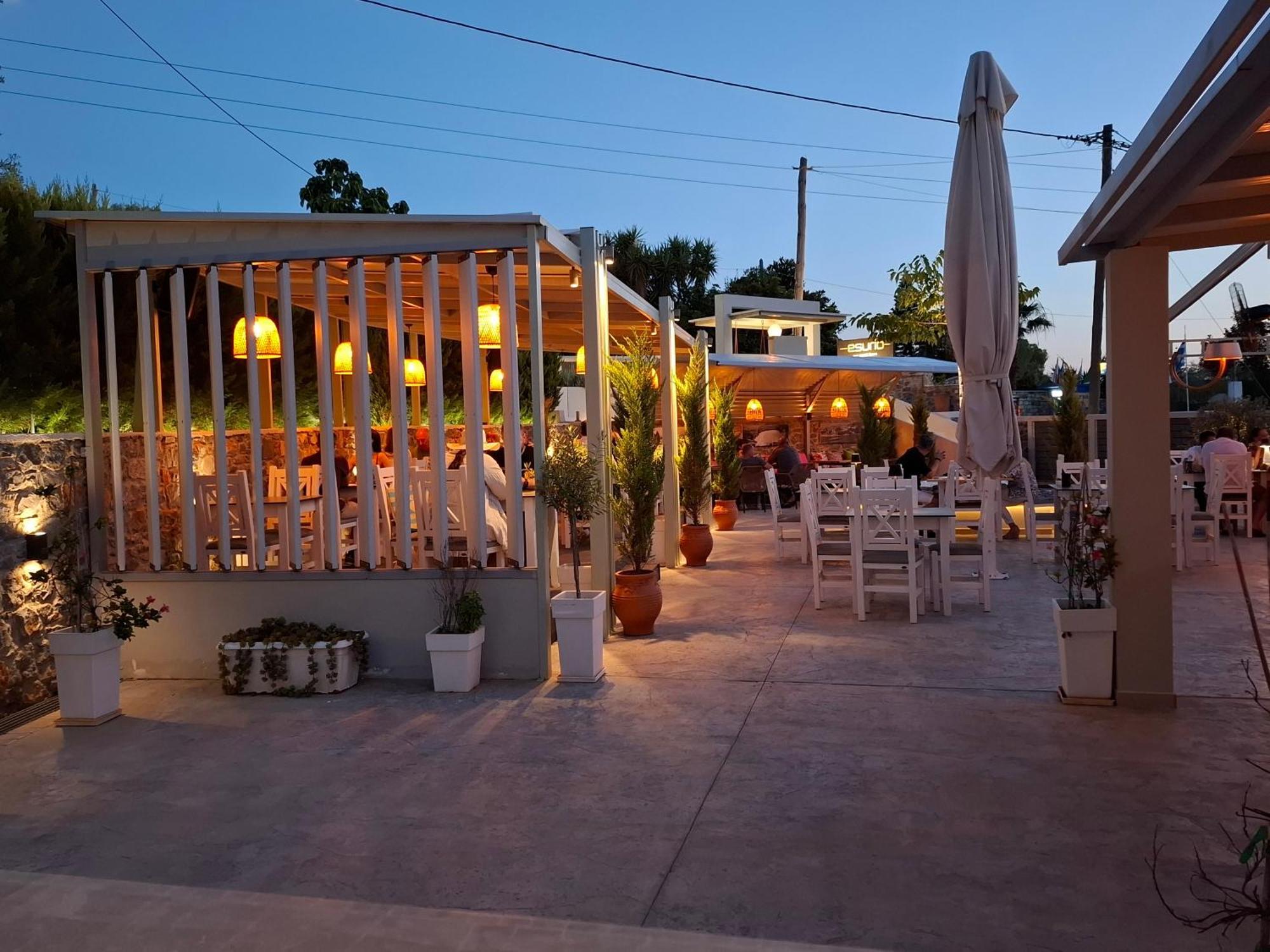 Hotel Marina Kolios Buitenkant foto