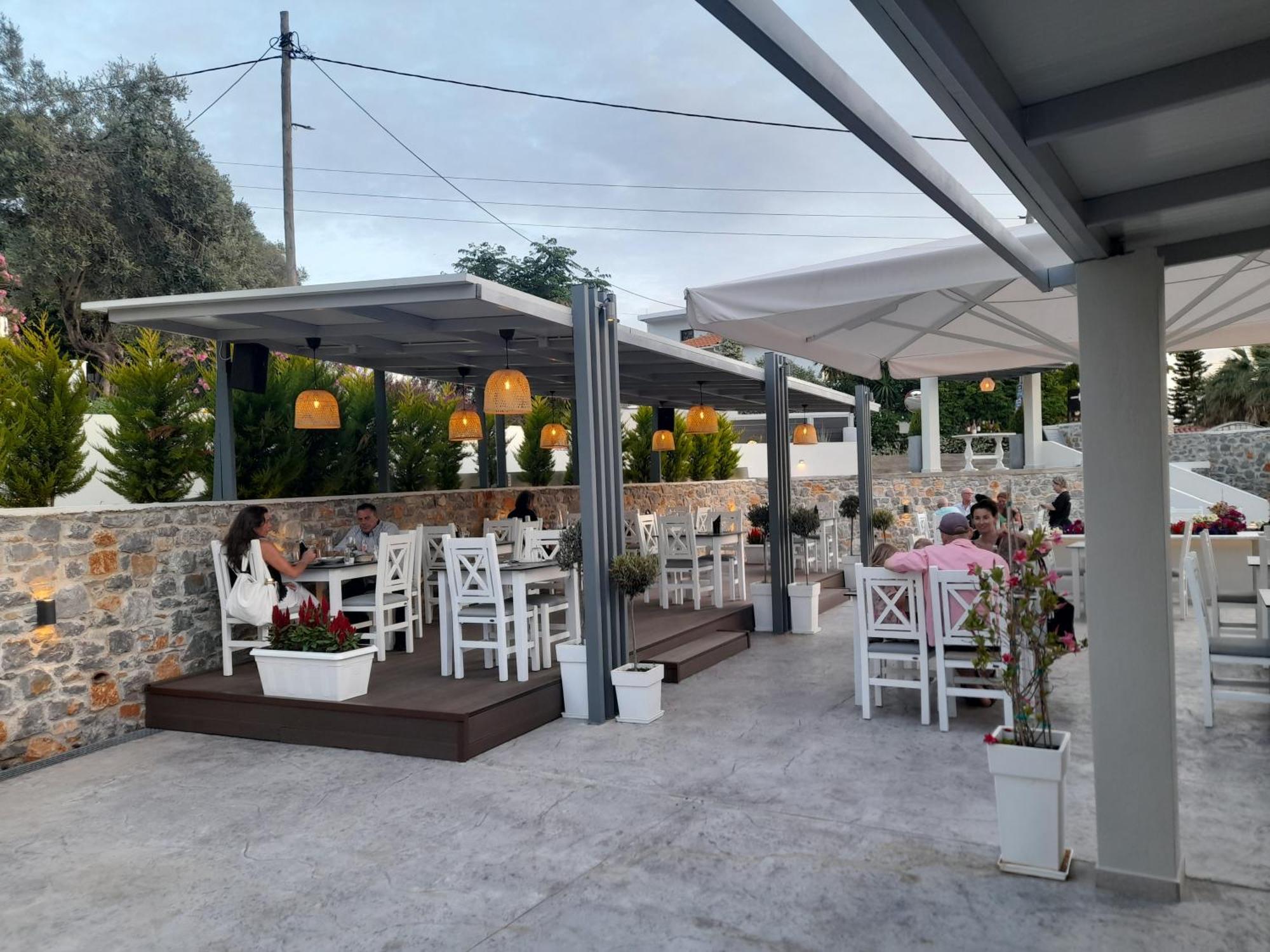 Hotel Marina Kolios Buitenkant foto