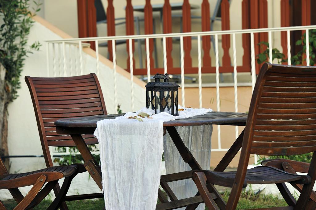 Hotel Marina Kolios Buitenkant foto