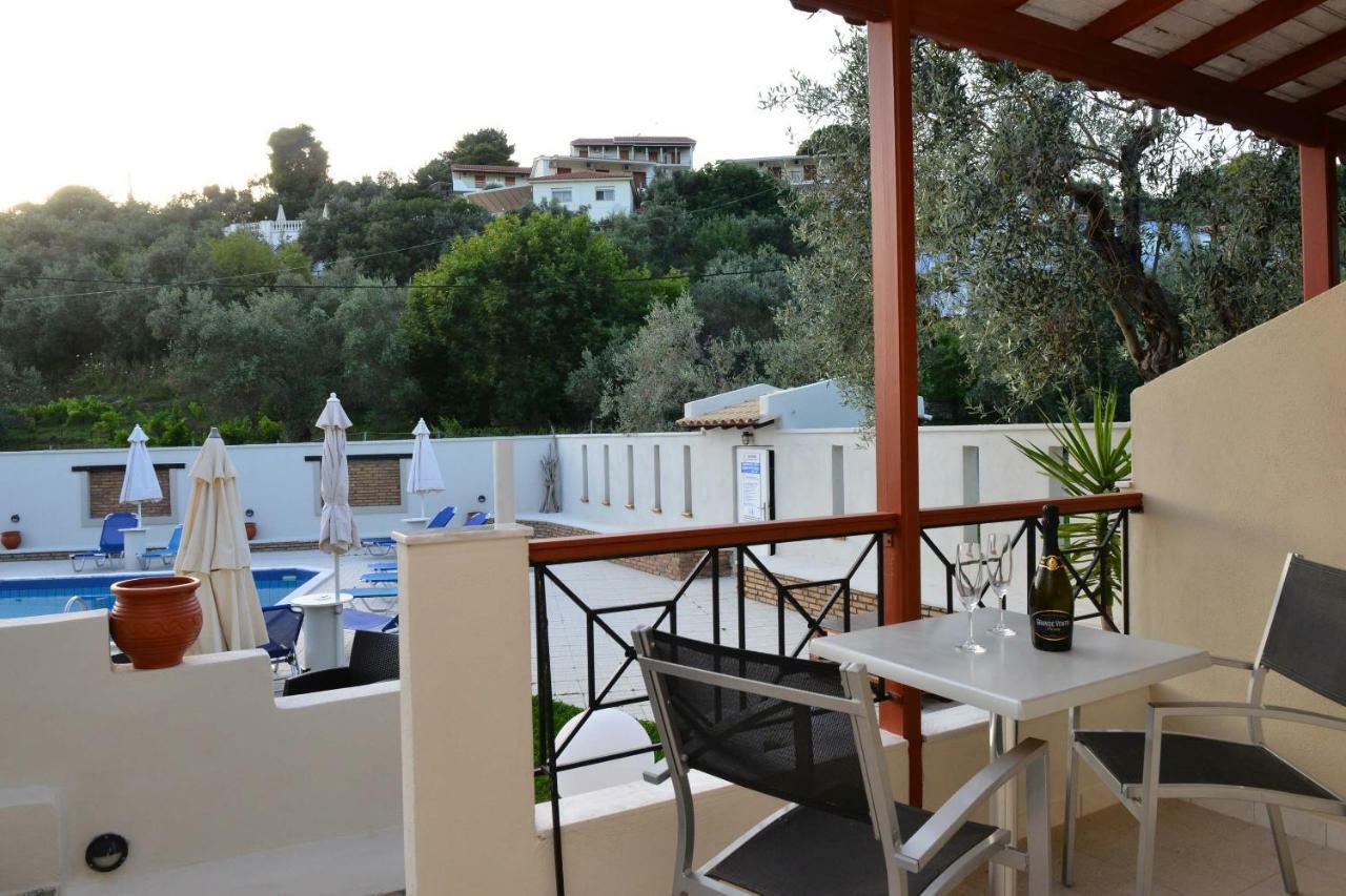 Hotel Marina Kolios Buitenkant foto
